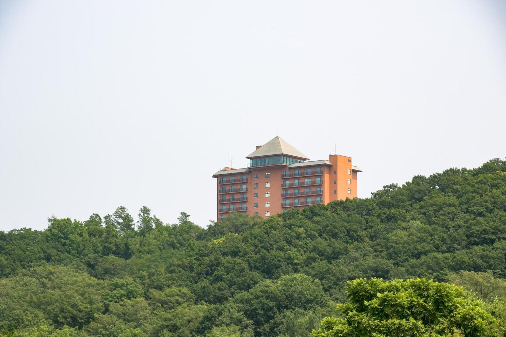 Tokachi Makubetsu Onsen Grandvrio Hotel Obihiro Exterior foto